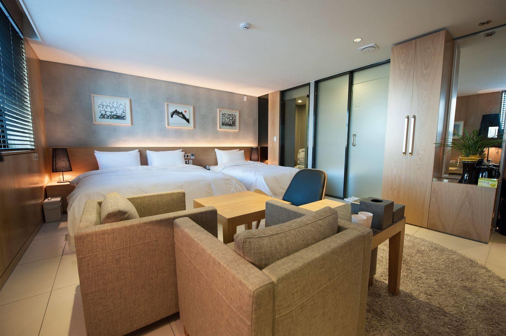 Rian Hotel Seoul Exterior foto