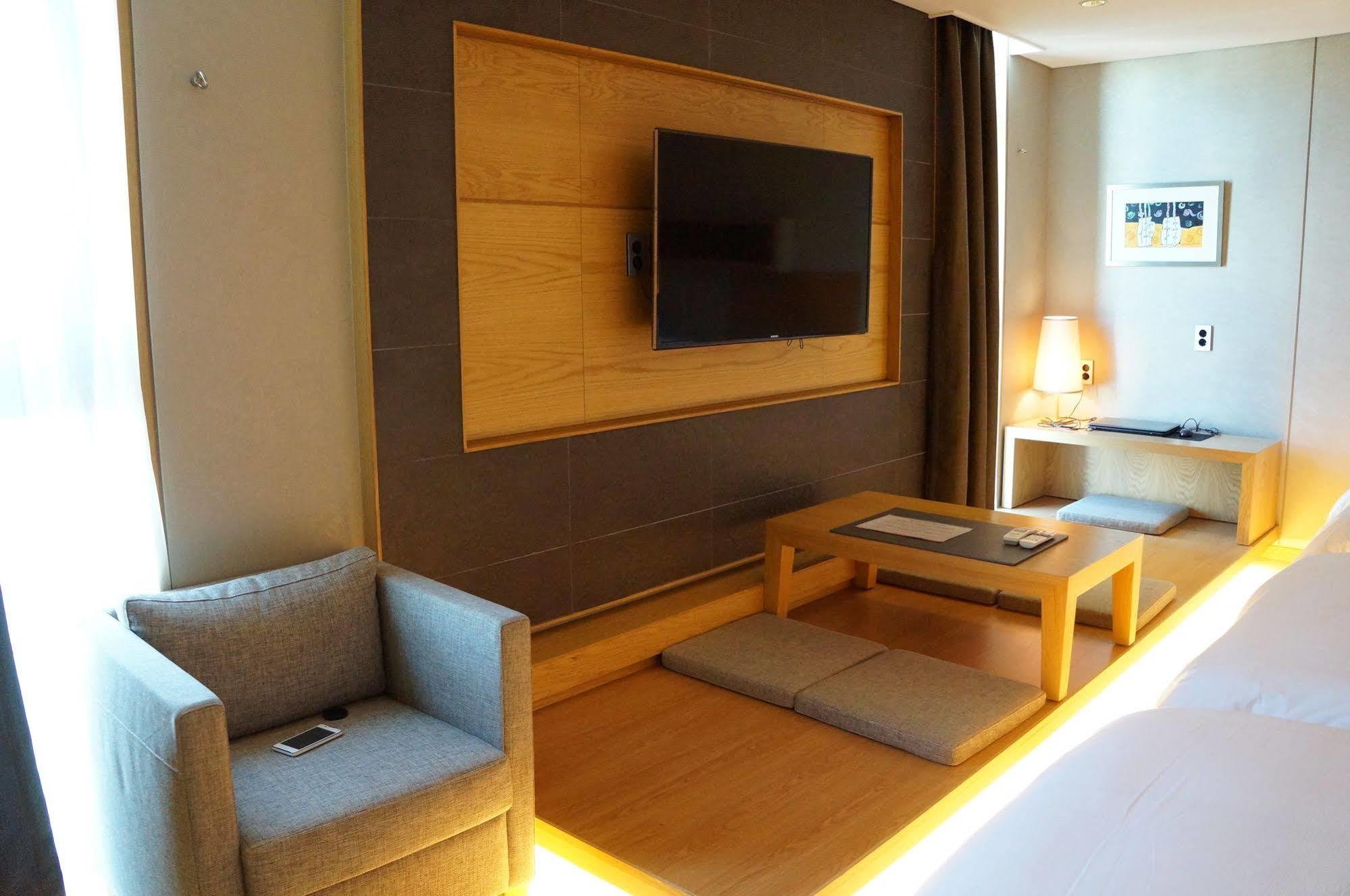 Rian Hotel Seoul Exterior foto