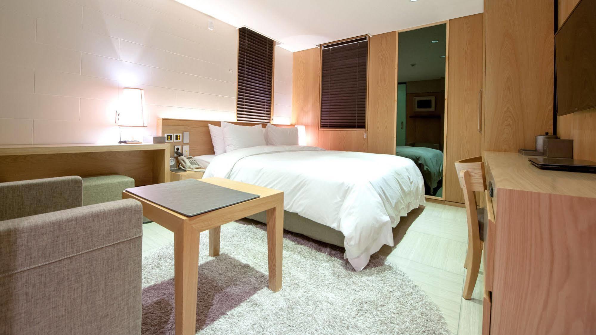 Rian Hotel Seoul Exterior foto