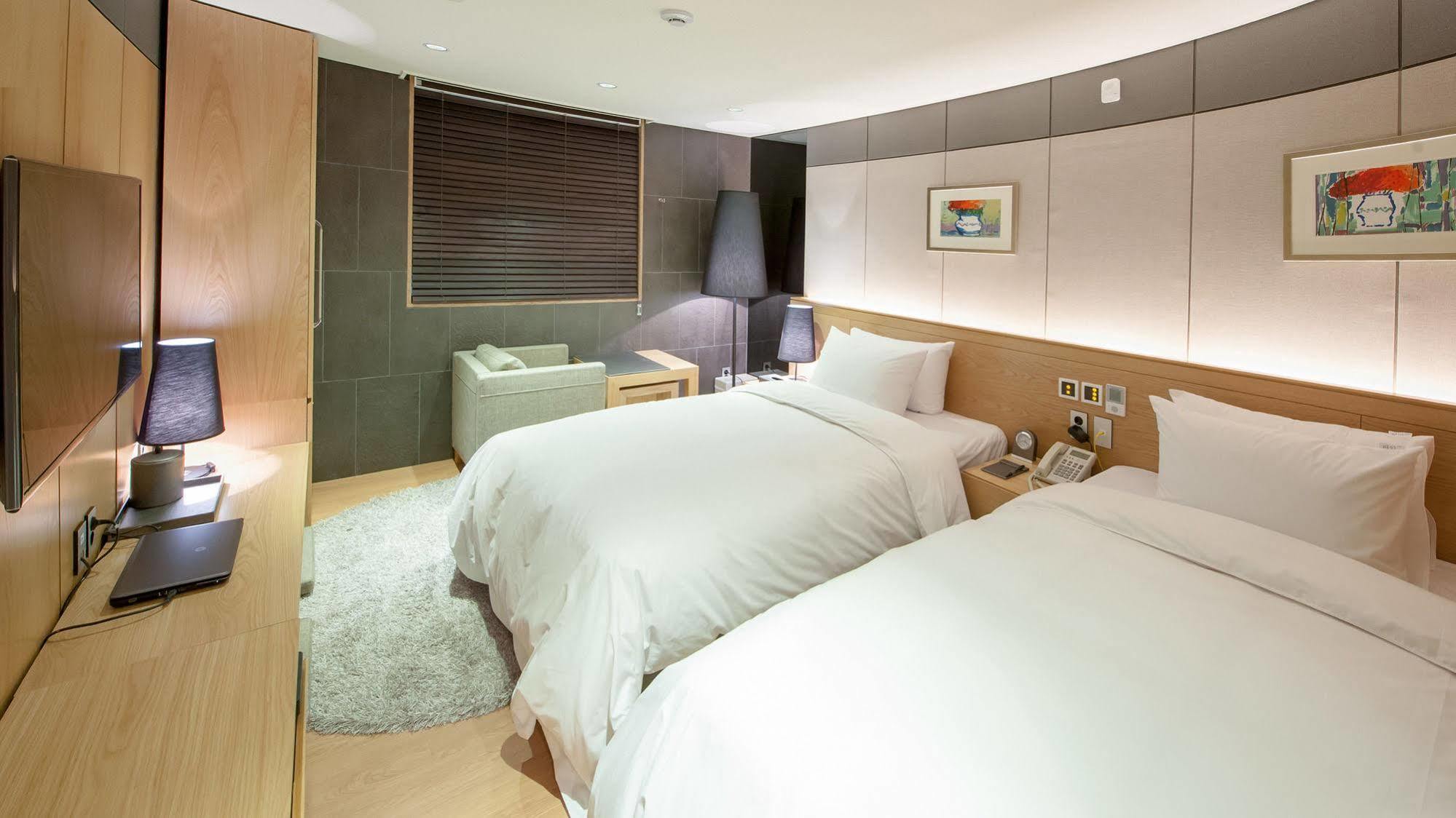 Rian Hotel Seoul Exterior foto
