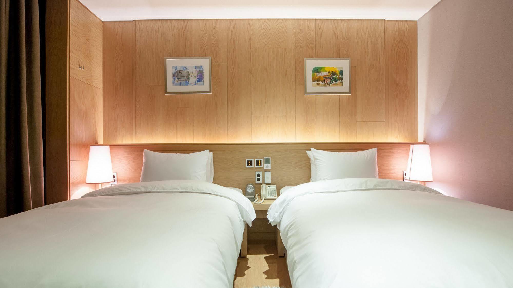 Rian Hotel Seoul Exterior foto